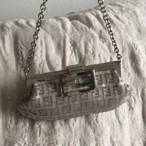 FENDI baguette bag